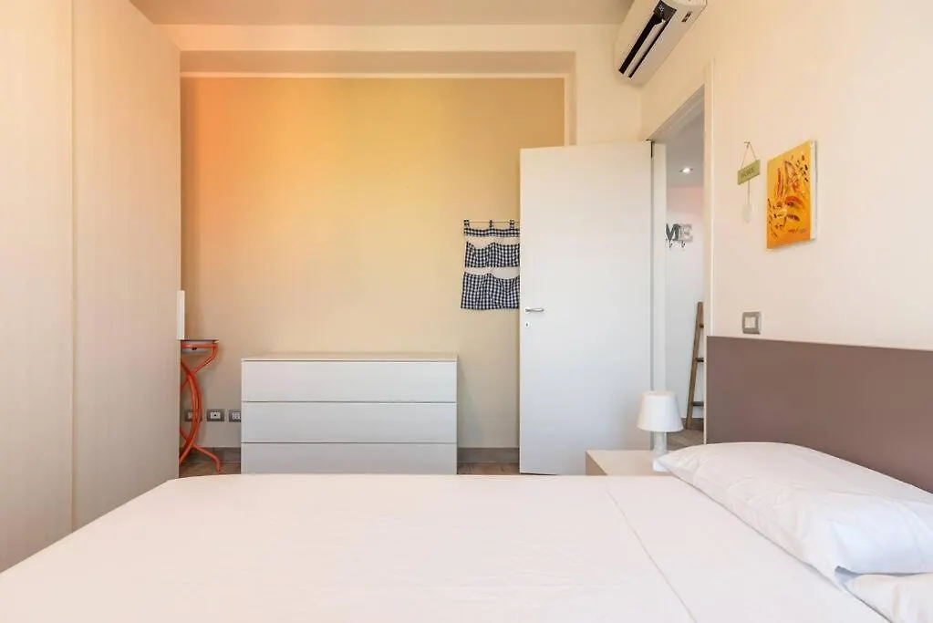 Il Bilocale In Caterina Da Forli Apartment Milan Italy