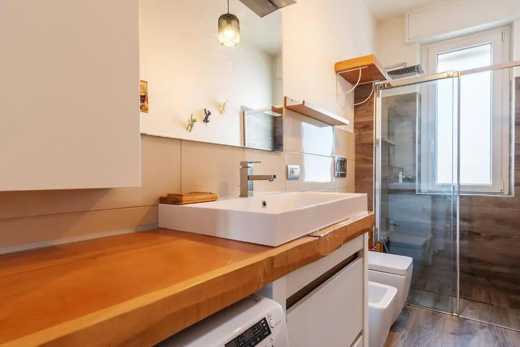 Il Bilocale In Caterina Da Forli Apartment Milan