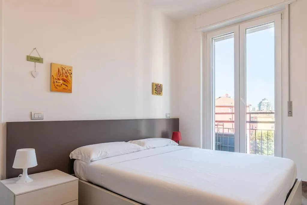 Il Bilocale In Caterina Da Forli Apartment Milan
