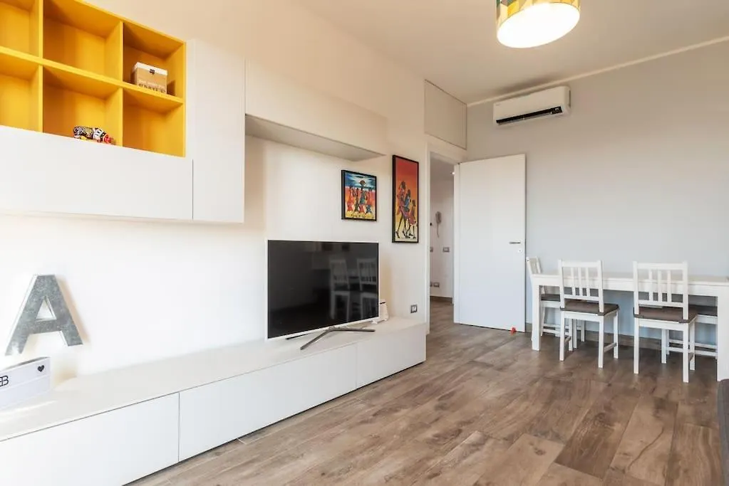 Il Bilocale In Caterina Da Forli Apartment Milan